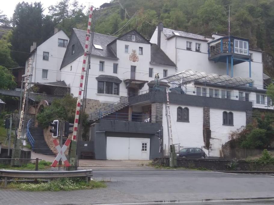 100 Stufen Ueber Dem Rhein Lejlighed